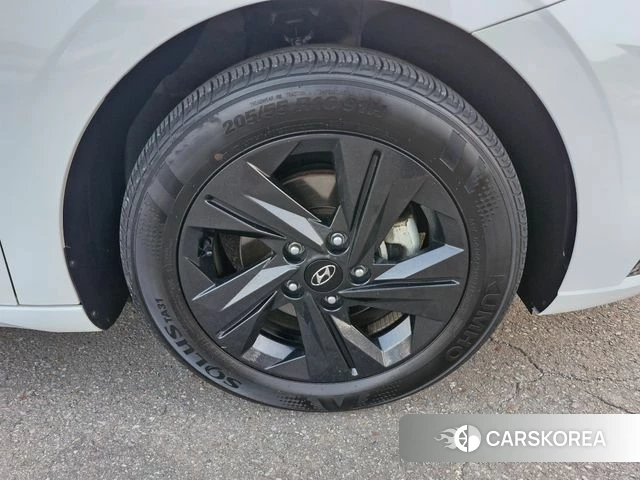 Hyundai Avante (CN7) id 3806008 из Кореи 9