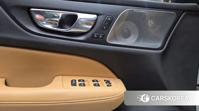 Volvo V60 Cross-Country 2nd Generation id 3778260 из Кореи 9