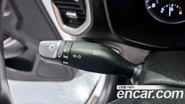 Hyundai Venue id 2875994 из Кореи 9