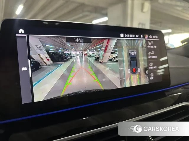 BMW 5 Series (G30) id 3452765 из Кореи 9