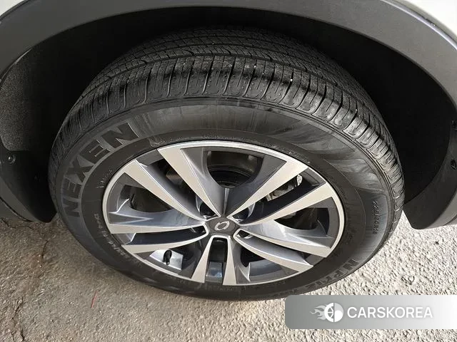 Renault Korea (Samsung) The New QM6 id 3666159 из Кореи 9