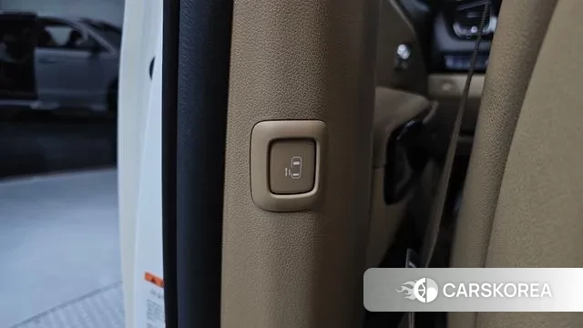 Kia The New Carnival id 3761128 из Кореи 9