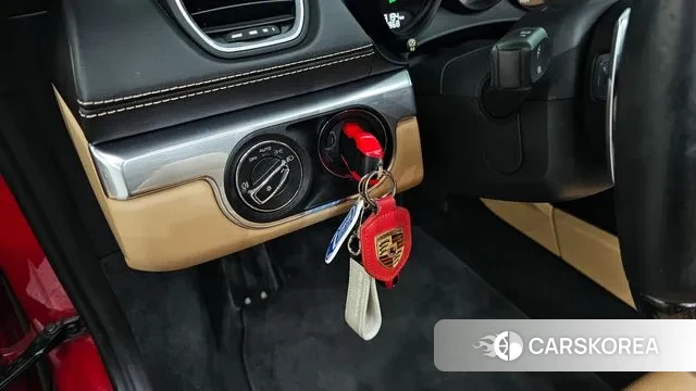 Porsche 718 Boxster id 3297382 из Кореи 9