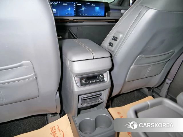 Ford Sharp World id 4220660 из Китая 9