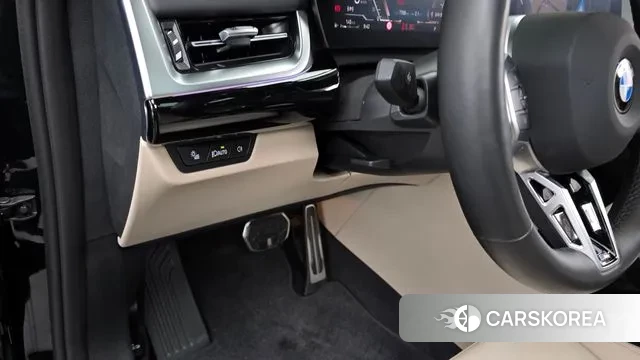 BMW X1 (U11) id 3437121 из Кореи 9