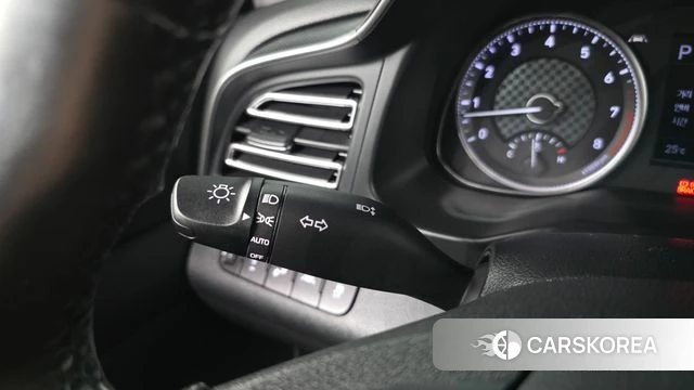Hyundai The New Avante AD id 4430281 из Кореи 9