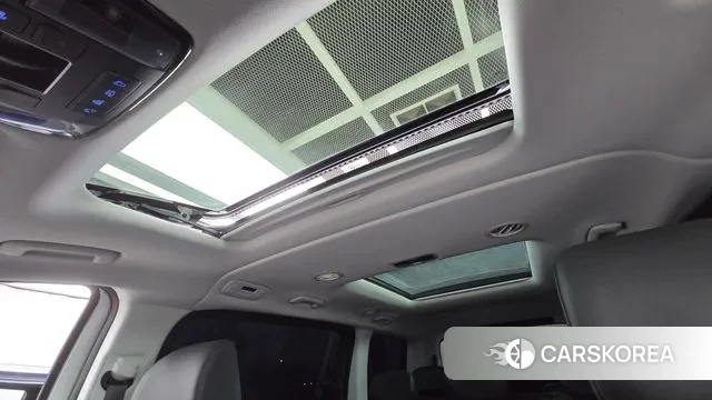 Hyundai Staria id 3624348 из Кореи 9