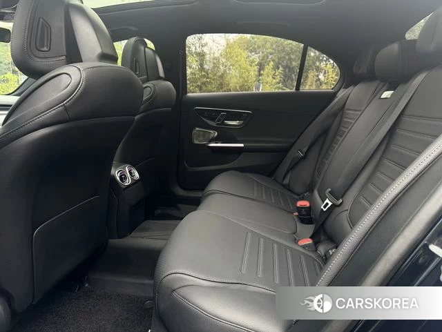 Mercedes-Benz Class C id 4300342 из Китая 9