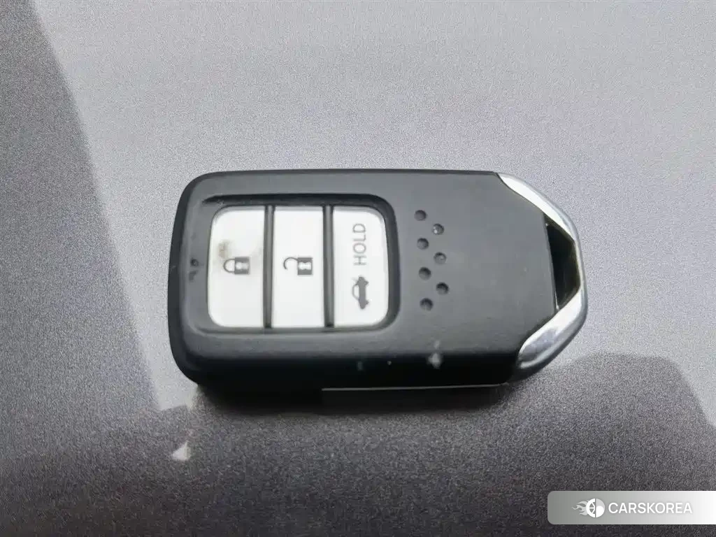 Honda Accord id 4565362 из Китая 9
