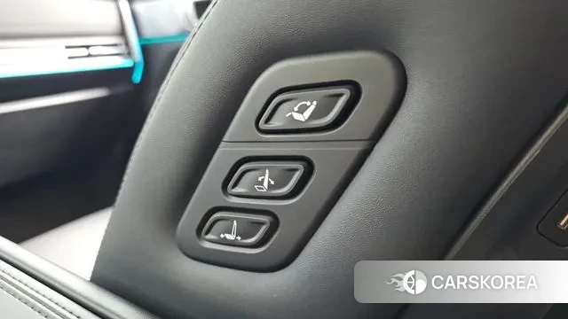 Hyundai Santa Fe (MX5) id 3739764 из Кореи 9