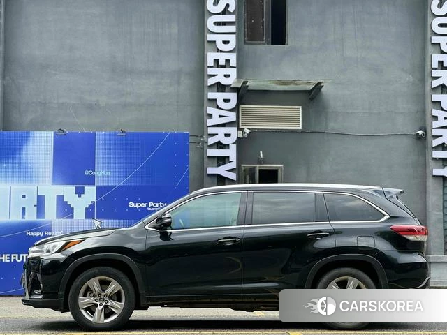 Toyota Highlander id 4262519 из Китая 9