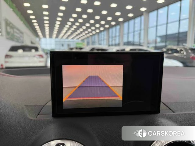 Audi Q2L id 4348503 из Китая 9