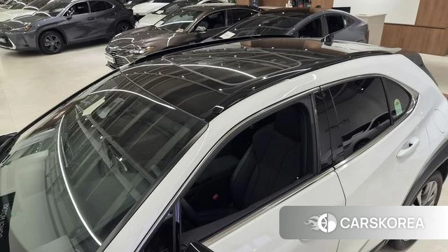 Lexus UX300h id 4773329 из Кореи 9