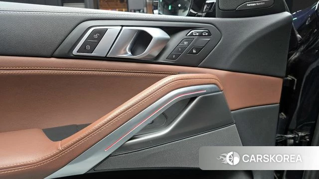 BMW X6 (G06) id 3819619 из Кореи 9