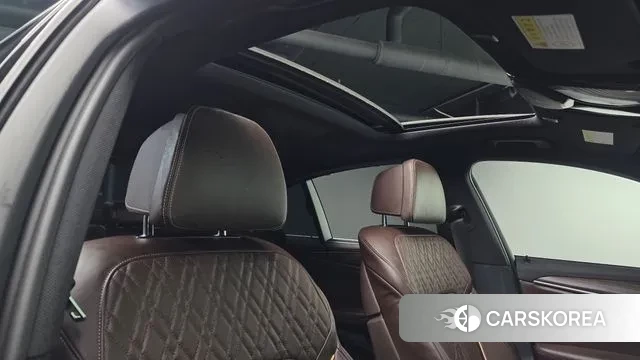 BMW 5 Series (G30) id 3474176 из Кореи 9