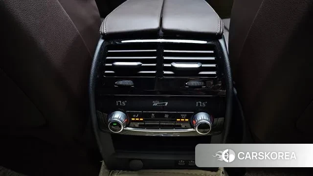 BMW 5 Series (G30) id 3036686 из Кореи 9