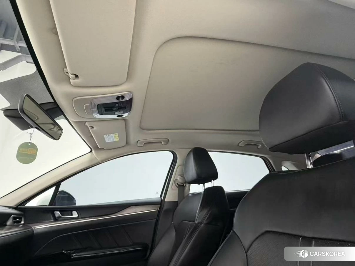 Kia K5 id 4405772 из Китая 9