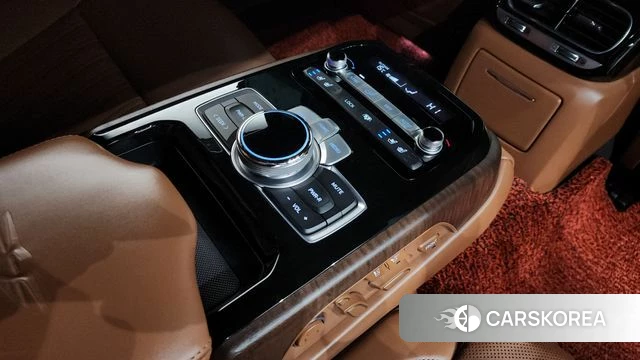 Genesis G90 id 3852248 из Кореи 9