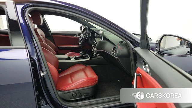 Kia Stinger id 4019642 из Кореи 9