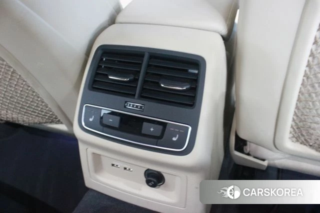 Audi A4 (B9) id 3878906 из Кореи 9