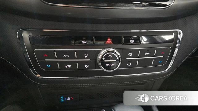 Ssangyong The New Rexton Sports Cannes id 3964370 из Кореи 9