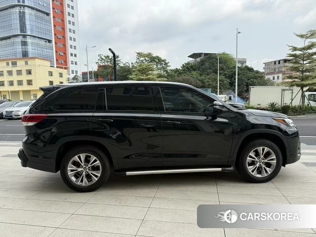 Toyota Highlander id 4220674 из Китая 9