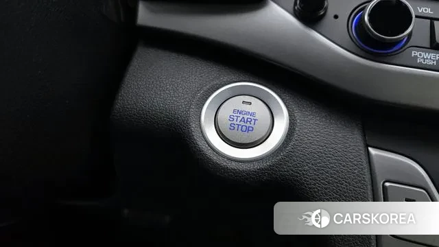 Hyundai Avante AD id 3418213 из Кореи 9