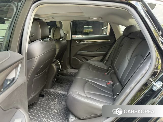 Buick Lacrosse id 4238146 из Китая 9