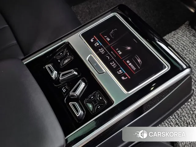 Audi A8 (D5) id 3676886 из Кореи 9