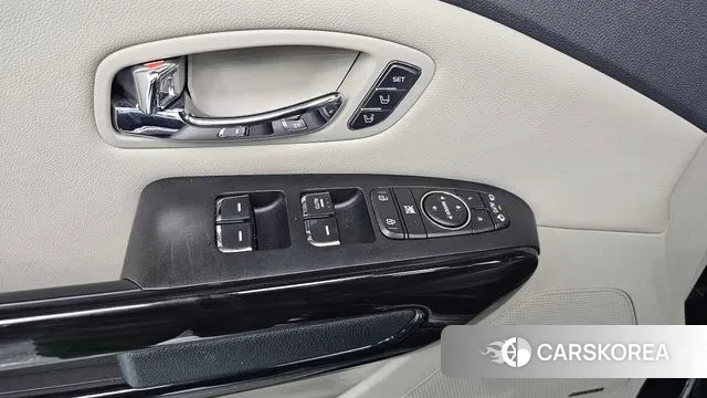 Kia The New Carnival id 3418035 из Кореи 9