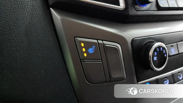 Hyundai The New Grand Starex id 3905543 из Кореи 9