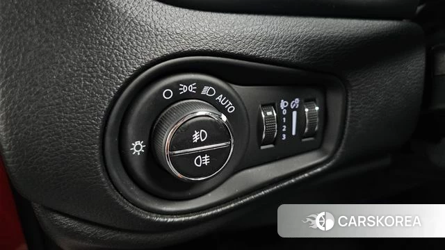 Jeep Renegade id 4625505 из Кореи 9