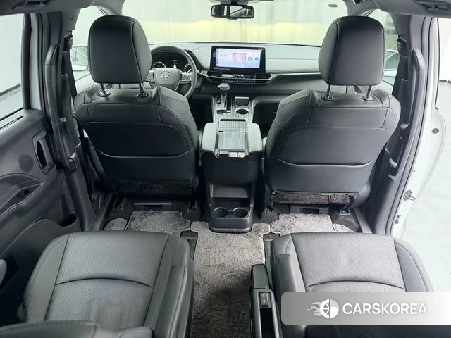 Toyota Saina id 4261095 из Китая 9