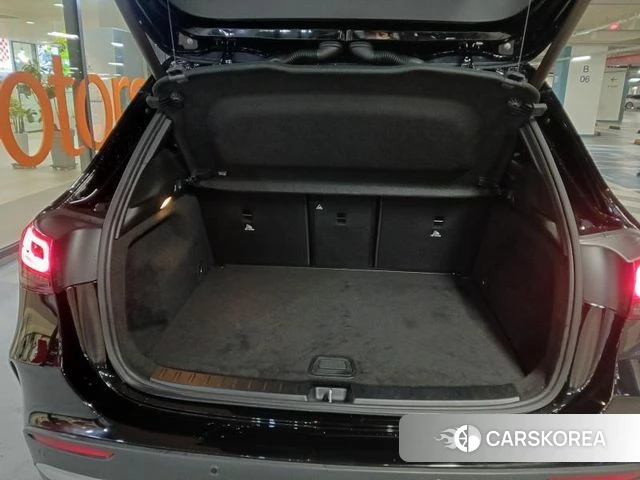 Mercedes-Benz GLA - Class H247 id 3818360 из Кореи 9