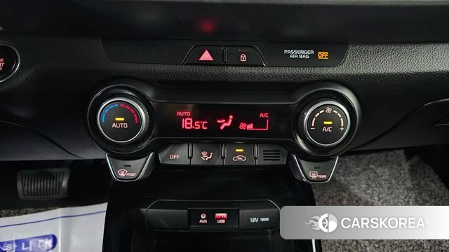 Kia Stonic id 4345201 из Кореи 9