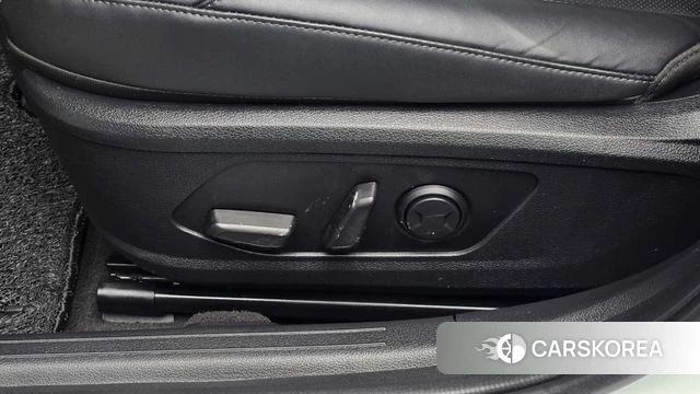 Hyundai Sonata (DN8) id 3832619 из Кореи 9