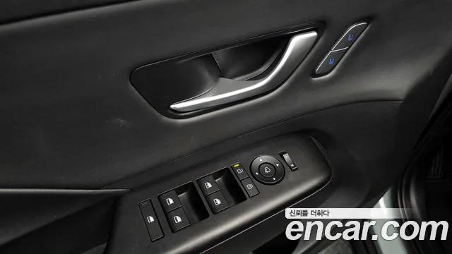 Hyundai Kona (SX2) id 2832295 из Кореи 9