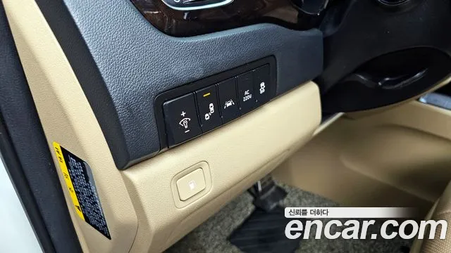 Kia The New Carnival id 2679941 из Кореи 9