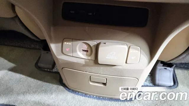 Kia The New Carnival id 2808200 из Кореи 9