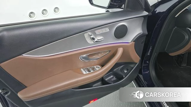 Mercedes-Benz E-Class W213 id 4403426 из Кореи 9