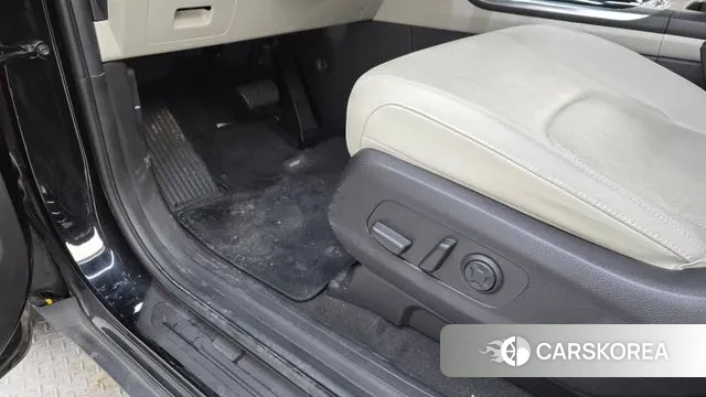 Kia Carnival 4th generation id 3600770 из Кореи 9