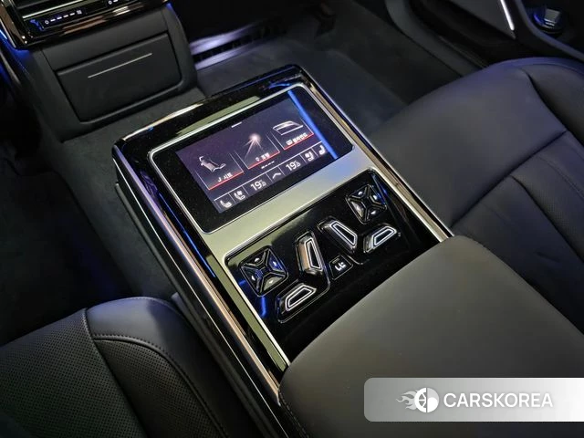 Audi A8 (D5) id 3953085 из Кореи 9