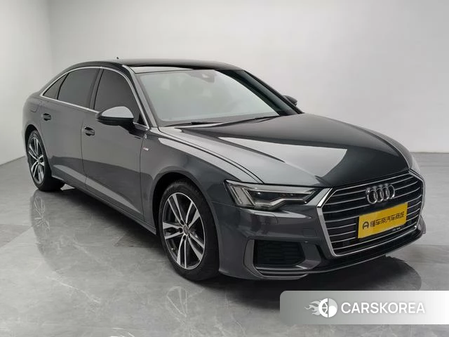 Audi A6L id 4212721 из Китая 9