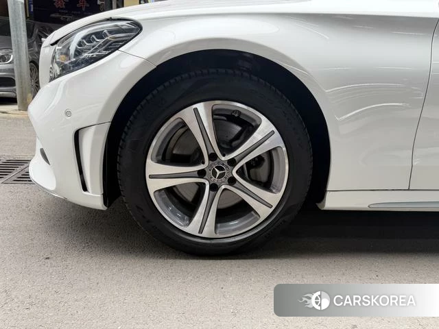 Mercedes-Benz Class C id 4275363 из Китая 9