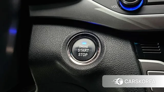 Hyundai Avante AD id 3570793 из Кореи 9