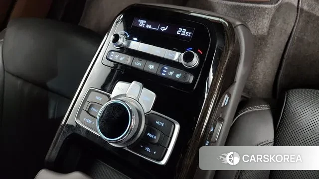 Genesis G90 id 3778906 из Кореи 9