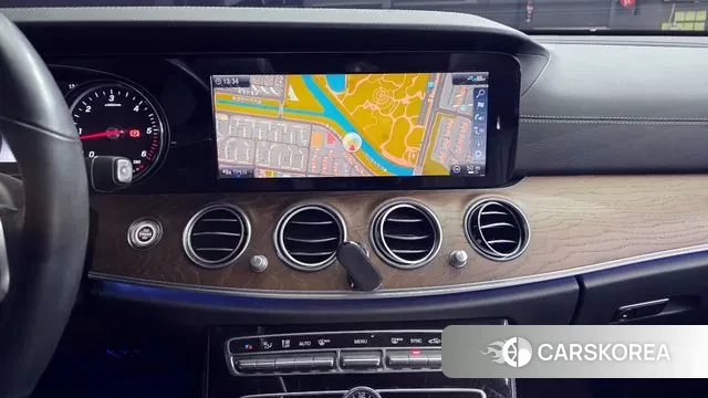 Mercedes-Benz E-Class W213 id 3202979 из Кореи 9