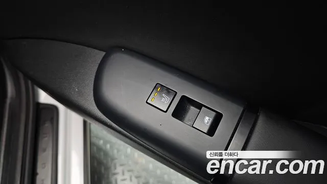 Hyundai Grandeur (GN7) id 2600260 из Кореи 9