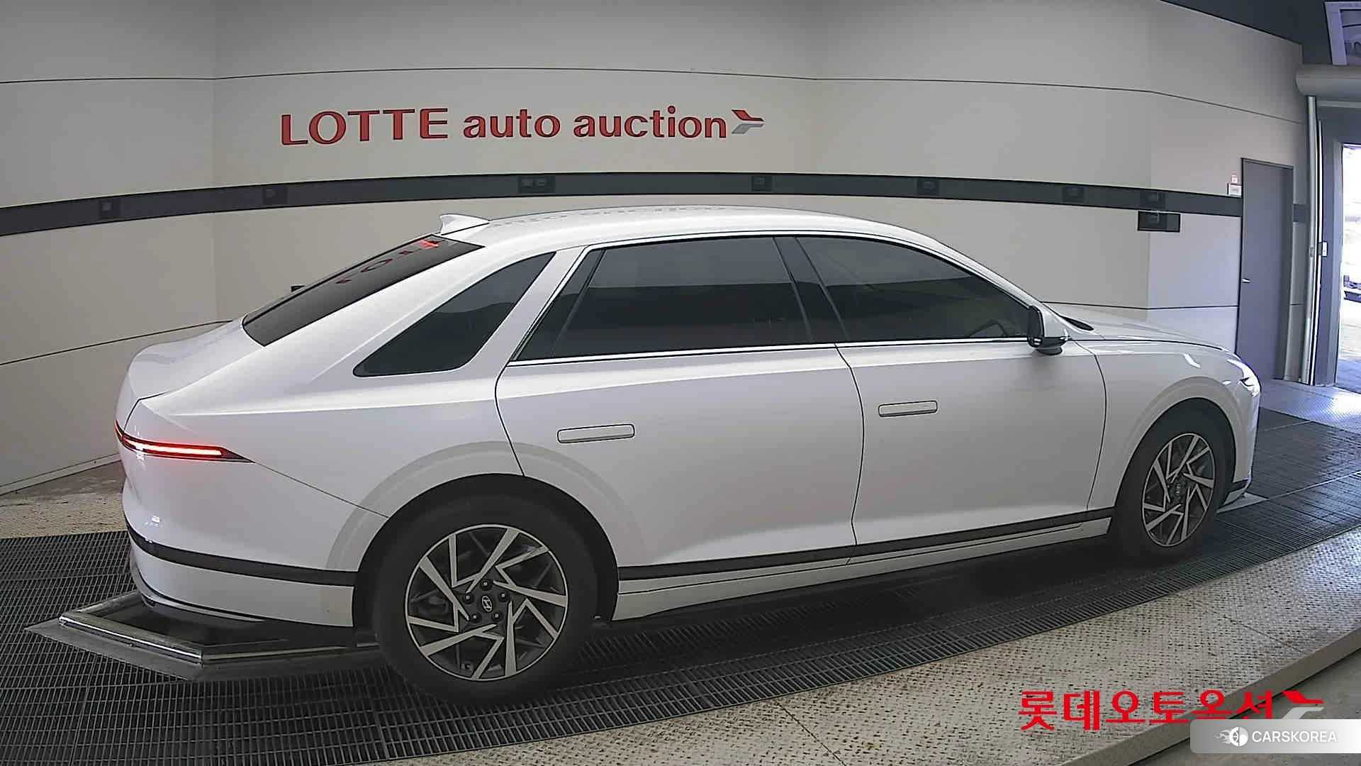Hyundai Grandeur Hybrid id 4909165 из Кореи 9