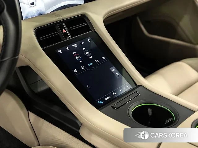 Porsche Taycan id 3739678 из Кореи 9